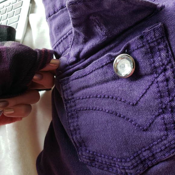 Rue21 Distressed Eggplant Colored Skinny Jeans - Picture 4 of 7